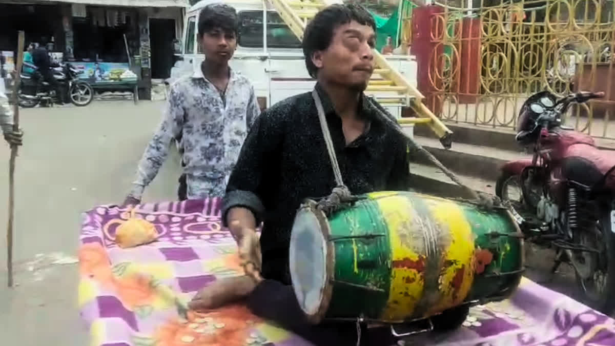blind handicapped played drum
