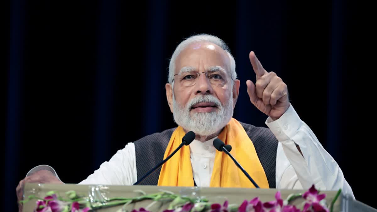 PM Modi to visit Kerala in January  K Surendran  PM Narendra Modi to visit Kerala in January  Prime Minister Narendra Modi will visit Kerala  PM Narendra Modi will address BJP NDA programme  BJP state chief K Surendran  K Surendran about PM Narendra Modis kerala visit  PM Narendra Modis kerala visit  പ്രധാനമന്ത്രി നരേന്ദ്ര മോദി  നരേന്ദ്ര മോദി ജനുവരിയിൽ കേരളത്തിലേക്ക്  നരേന്ദ്ര മോദി എൻഡിഎ പരിപാടിയിൽ പങ്കെടുക്കും  പ്രധാനമന്ത്രി കേരളത്തിലേക്ക്