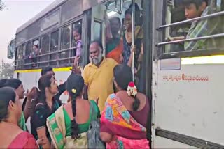 Jagga Reddy Chit Chat With Passengers