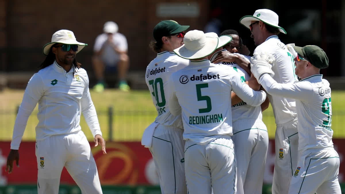 South Africa defeated Sri Lanka in the second Test and won the series 2-0 and climbed at the top of WTC points table.