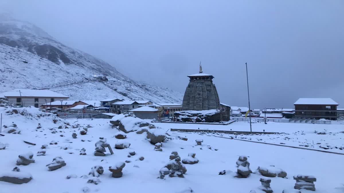 SNOWFALL IN KEDARNATH