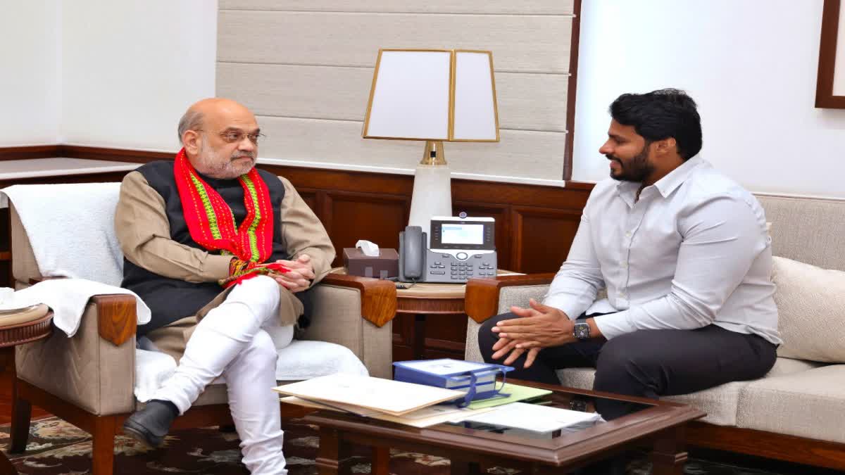 nikhil-kumaraswamy-meets-amit-shah-in-delhi