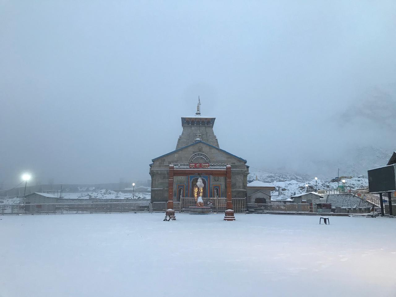 SNOWFALL IN KEDARNATH