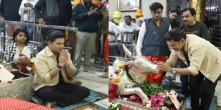 MANOJ MUNTASHIR IN MAHAKAL MANDIR