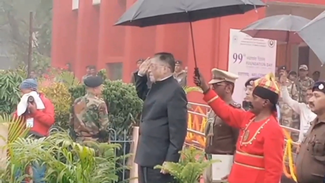 Governor Santosh Gangwar attended 99th Foundation Day celebrations of IIT ISM in Dhanbad