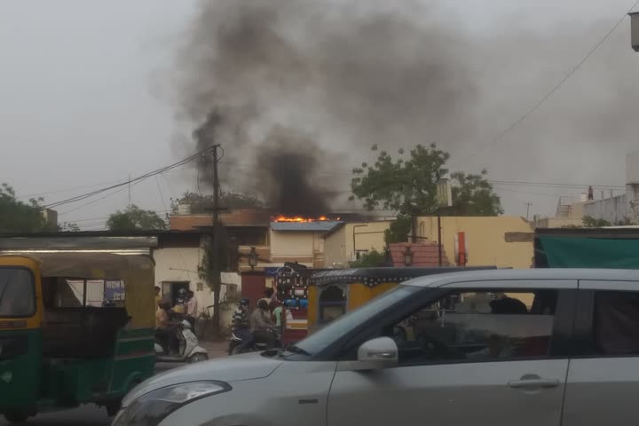 Jodhpur news, Fire in bar 