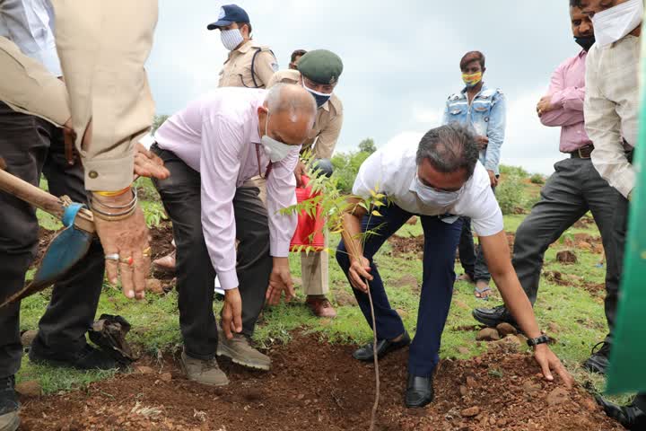 Principle secretary did plantation