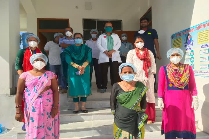 8 Corona patients returned home after recovering in sitamarhi