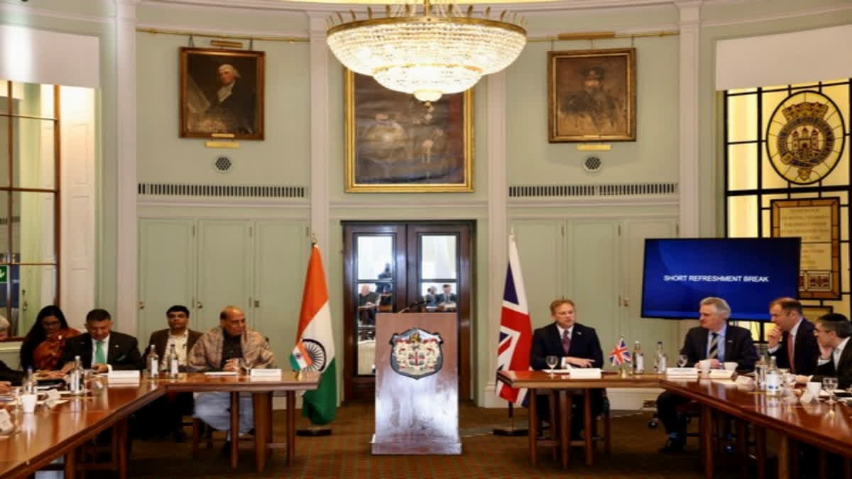 India UK attend defence industry's CEO roundtable