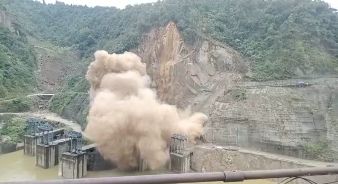 Big Dam Impact