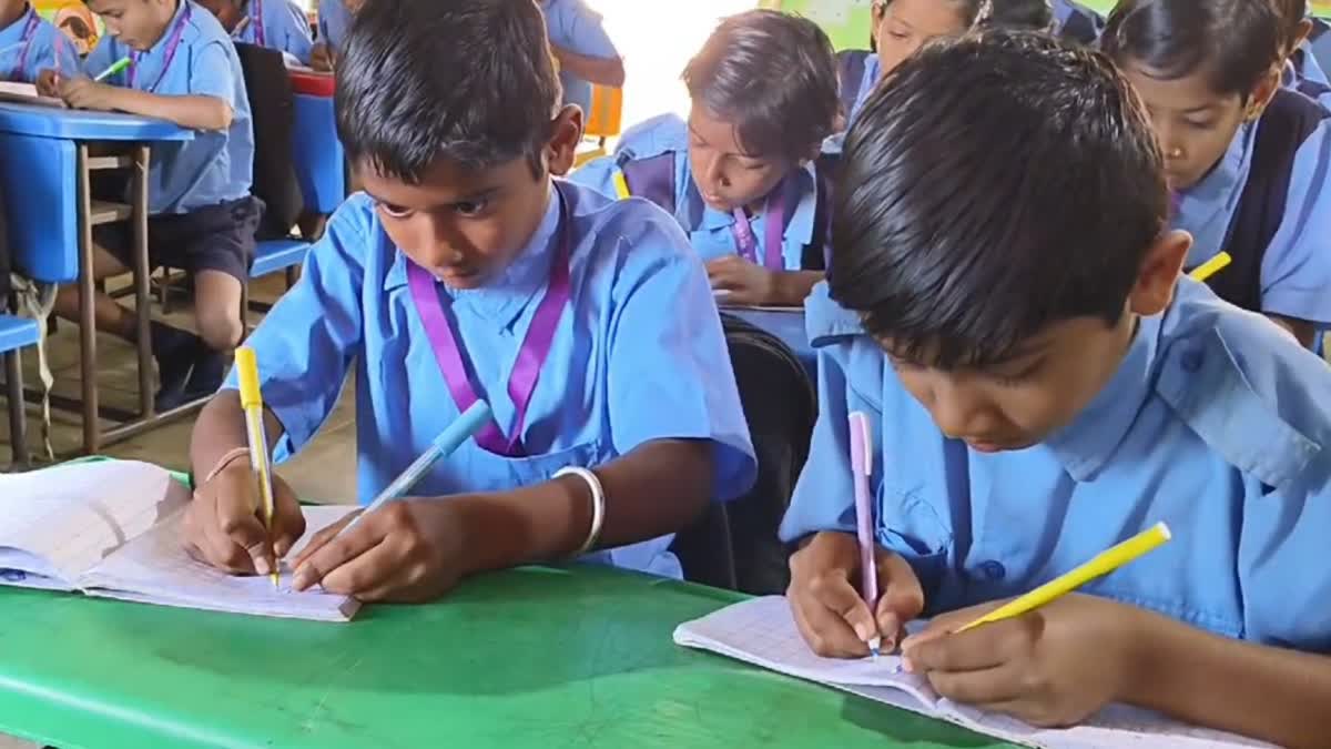 writing with both hands