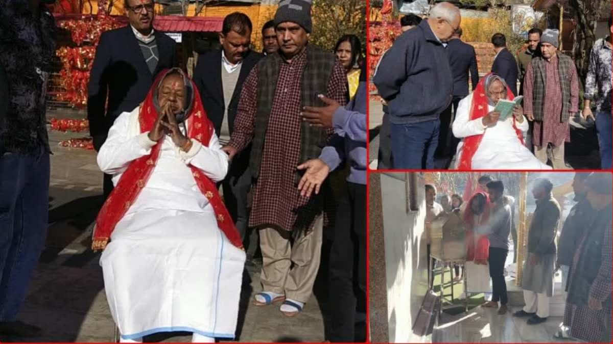 former-pm-h-d-deve-gowda-visited-maa-naina-devi-temple-in-nainital-during-his-uttarakhand-tour