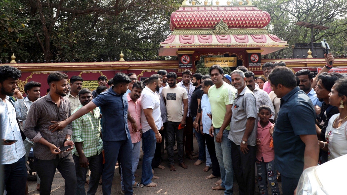 darshan visits kuttaru