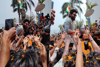 Allu Arjun in Vizag for Pushpa 2 Shoot, Receives Rousing Welcome from Fans - Watch