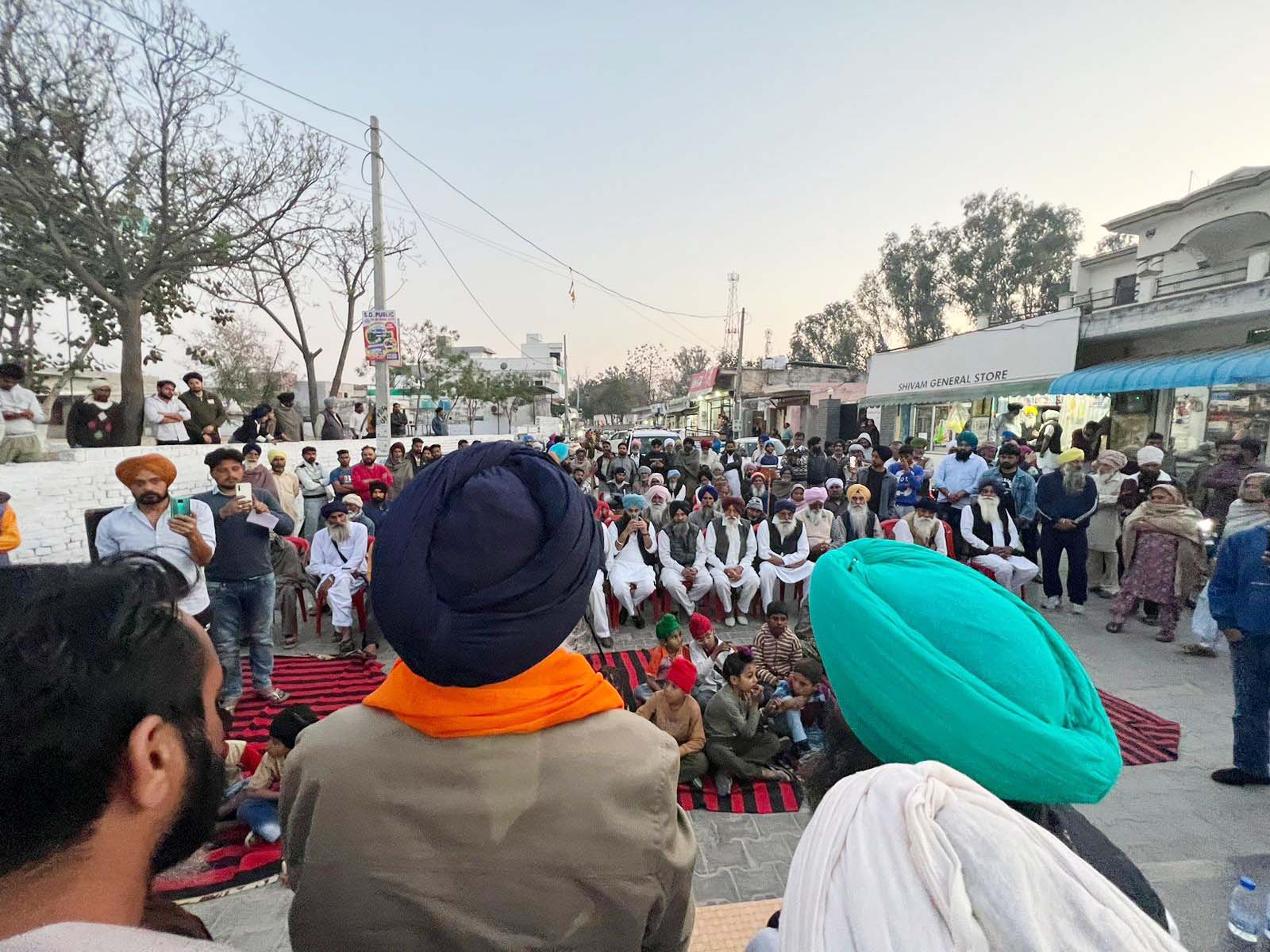 MP Simranjit Singh Maan made sangat darshan at village Badbar