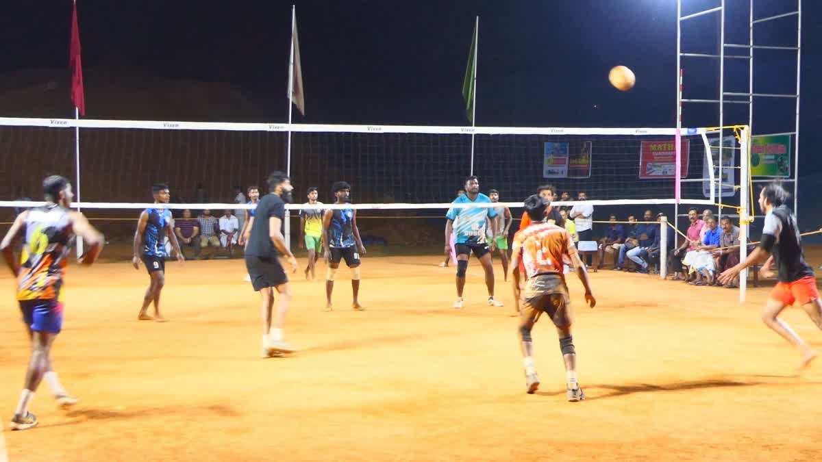 SUMMER VACATION  VOLLEYBALL IN IDUKKI  HIGH RANGE GROUND IDUKKI  മധ്യവേനൽ അവധിയില്‍ വോളിബോള്‍