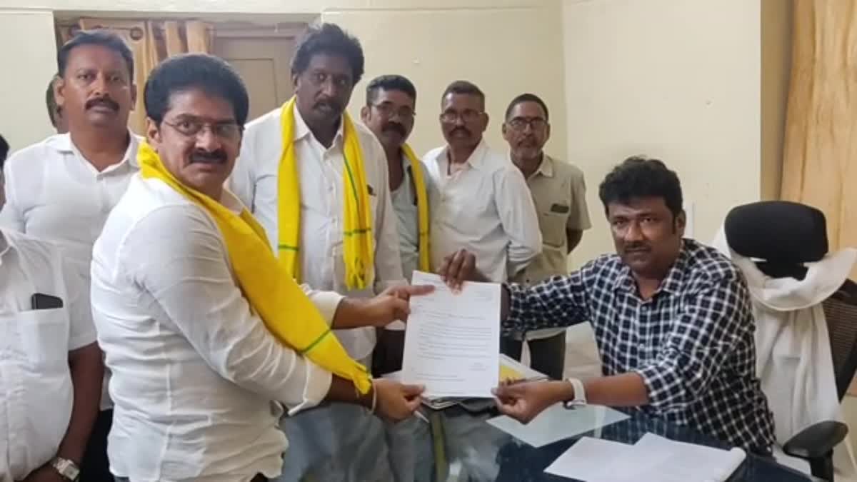 tdp_leaders_complaint_on_ysrcp_election_code_voilation