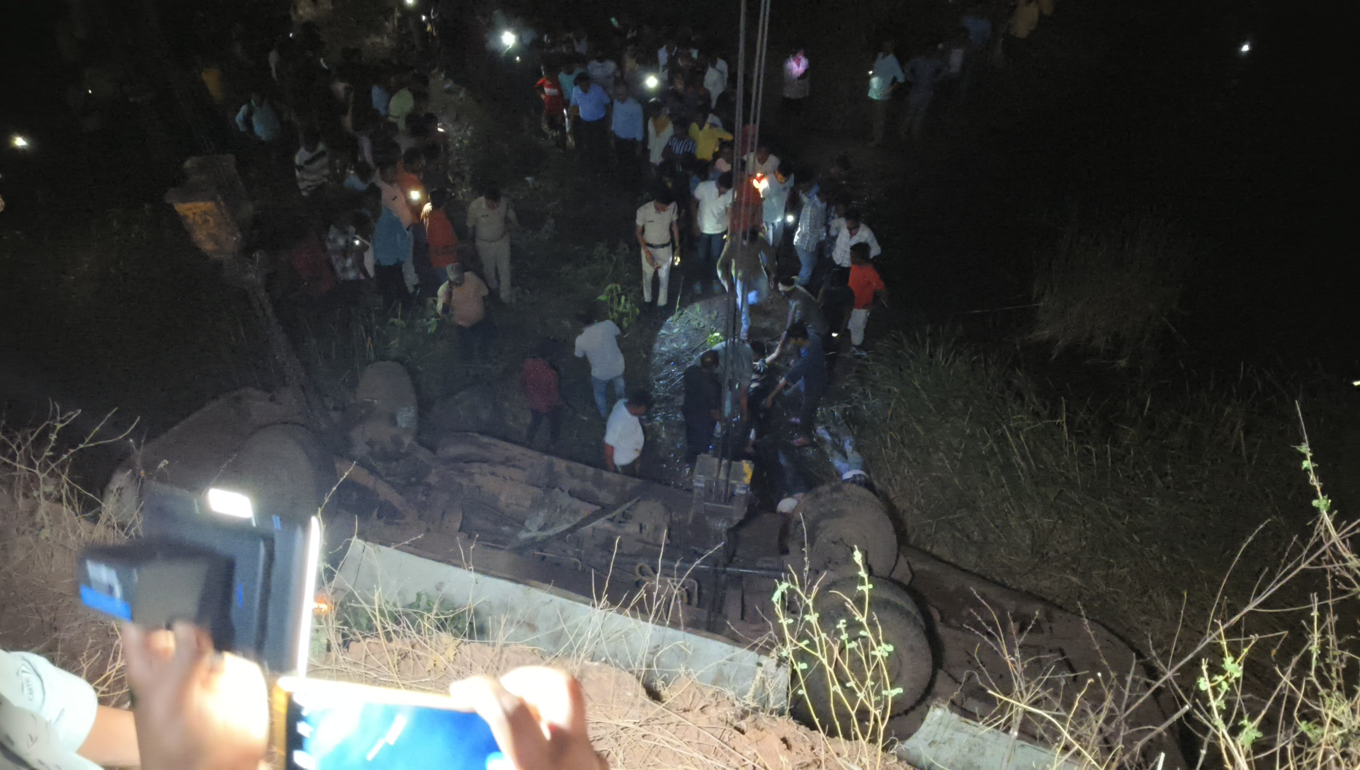 BHILAI BUS ACCIDENT