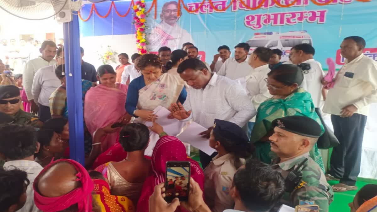 Girl Met MLA Kalpana Soren