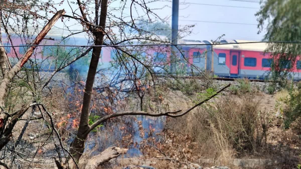 Fire near Rani Kamlapati station