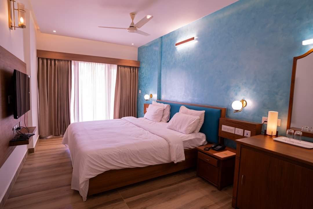 ഹോട്ടല് സമുദ്ര, VACATION TRIP PLAN IN KERALA KTDC PREMIUM RESORTS SUMMER VACATION PLAN TRIP AROUND KERALA