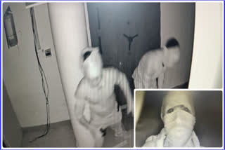 Thieves enter Axis Bank in Chandigarh