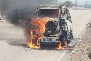 car catches fire on Bilaspur