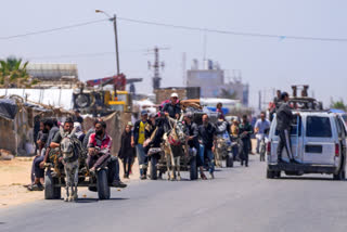 Heavy fighting between Israeli troops and Palestinian militants on the outskirts of the southern Gaza city of Rafah has left crucial nearby aid crossings inaccessible and driven more than 1,10,000 people to flee north, UN officials said Friday.