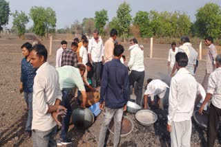 Villagers preparing the annual grand feast at Kamalpura village in Bakani town of Jhalawar district of Rajasthan