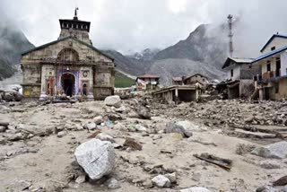 Avalanche near Kedarnath