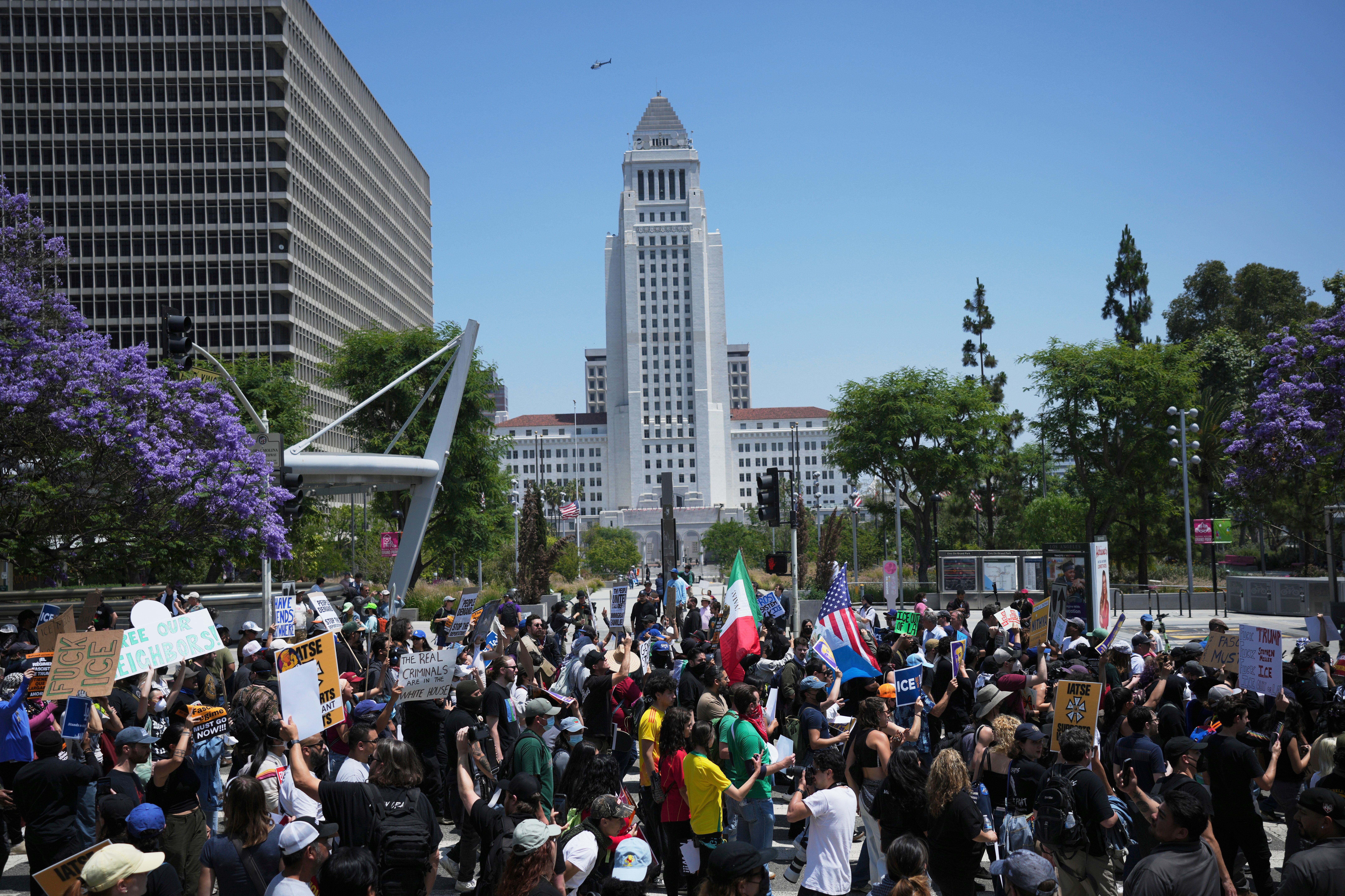 Los Angelुes Protest