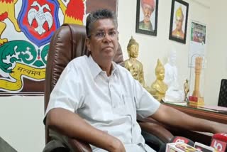 SATISH JARKIHOLI REACTS ON STAMPEDE