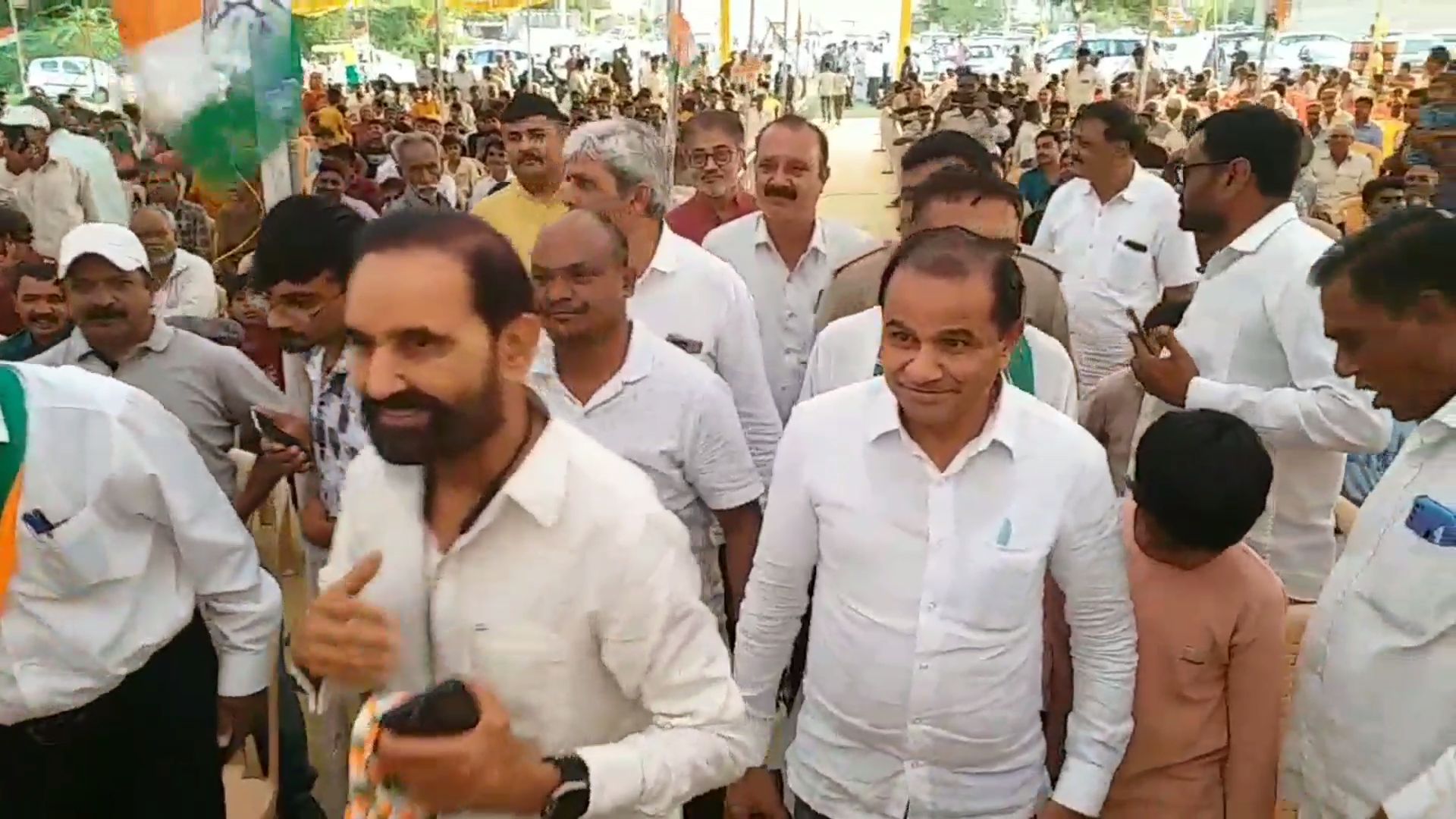 મોટા કોટડામાં જીગ્નેશ મેવાણીની ચૂંટણી સભા