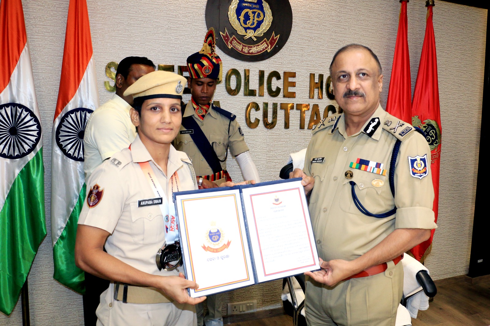 DGP FELICITATES WOMEN CONSTABLE
