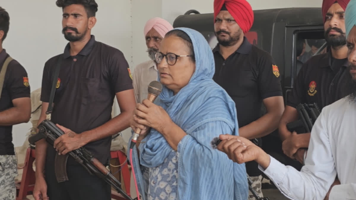 Charan Kaur Said, Ankit Sersa's revolver also fell in front of Sidhu who says that I killed Sidhu