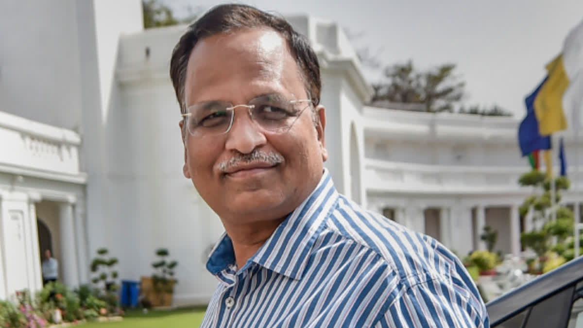 Money Laundering Case: SC granted relief to former Delhi minister Satyendra Jain, extension of interim bail
