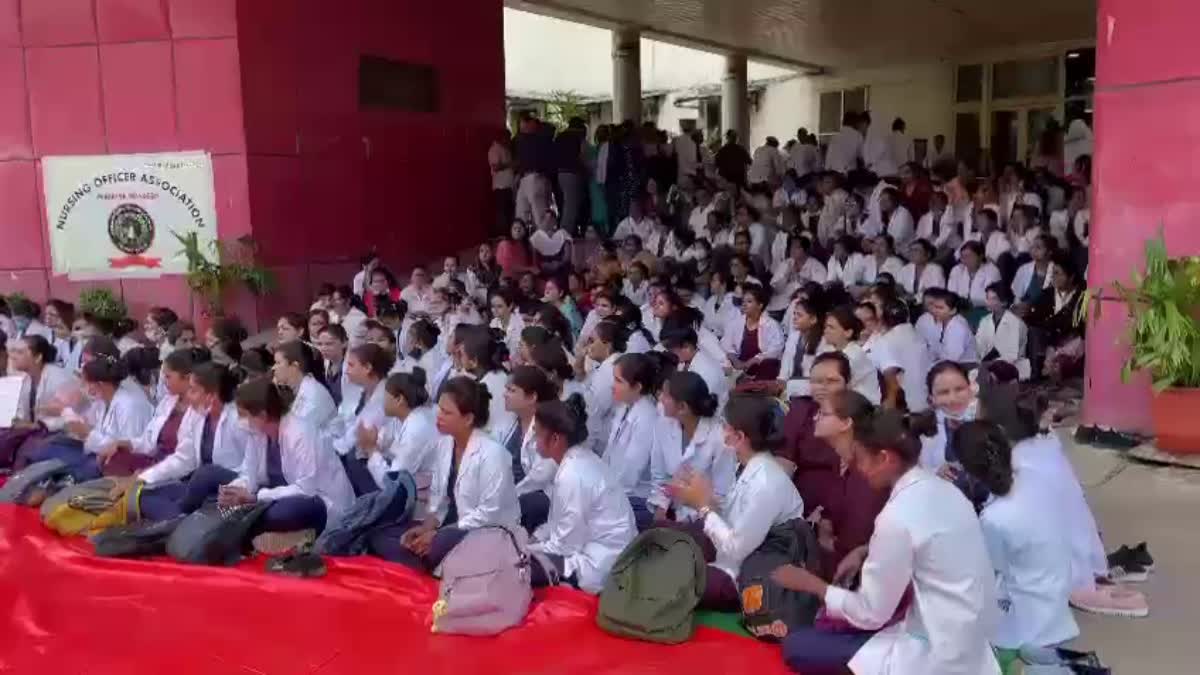 Nurses strike in Indore on 10 point