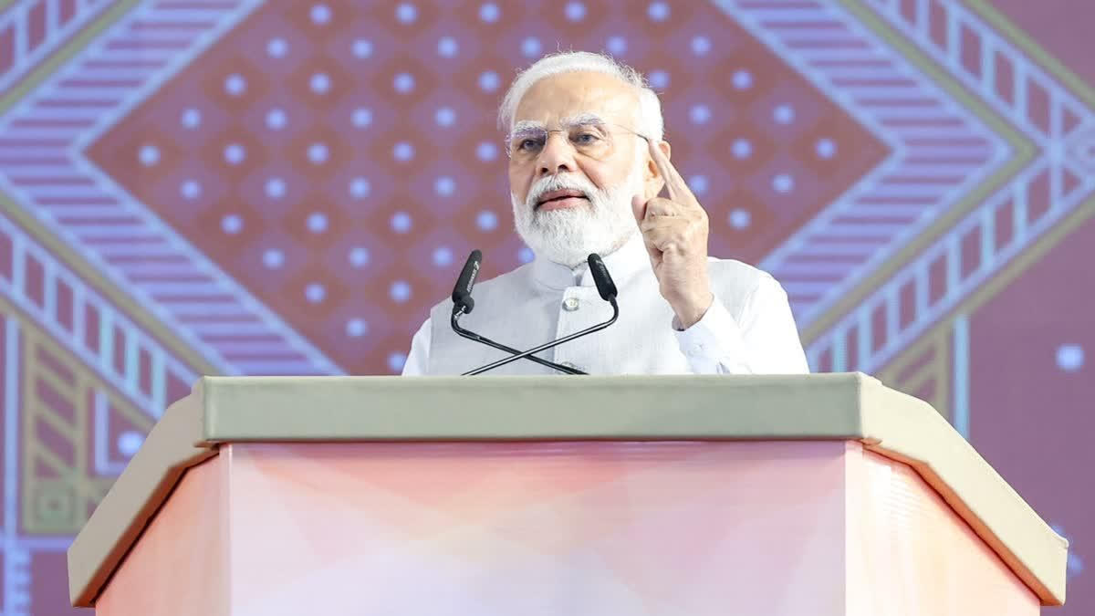 In yet another diplomatic outreach, Prime Minister Narendra Modi will visit France on July 13-14 as the guest of honour at the Bastille Day Parade. His visit assumes significance as this is a very rare occasion as France is not known for inviting foreign dignitaries every year to the Bastille Day parade.