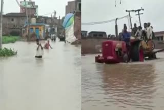 flood-like-situation-in-several-villages-of-moradabad-due-to-rise-in-water-level-in-dhela-river-following-heavy-rainfall