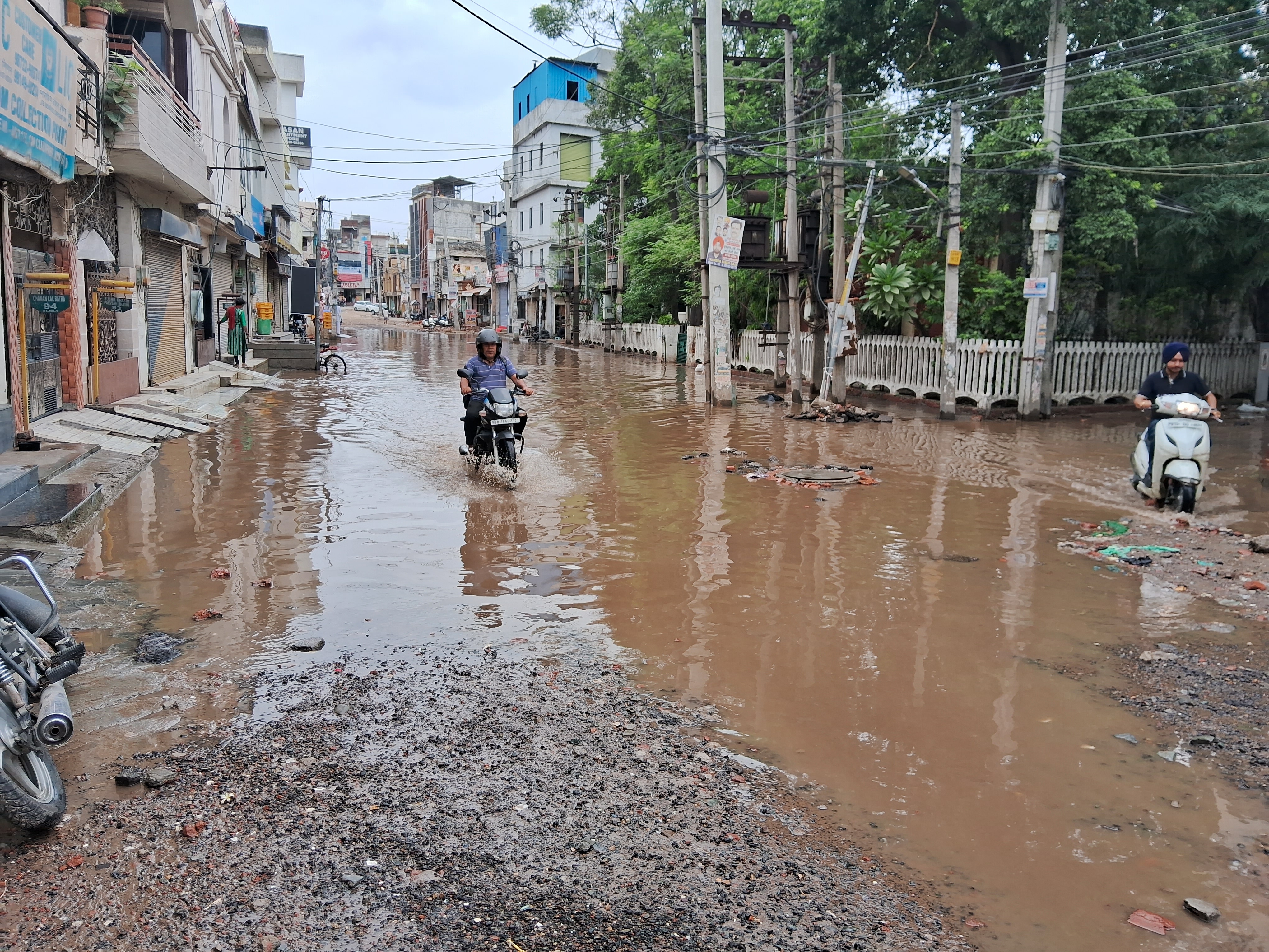 Ludhiana's Buddha nala overflow, water entered people's houses