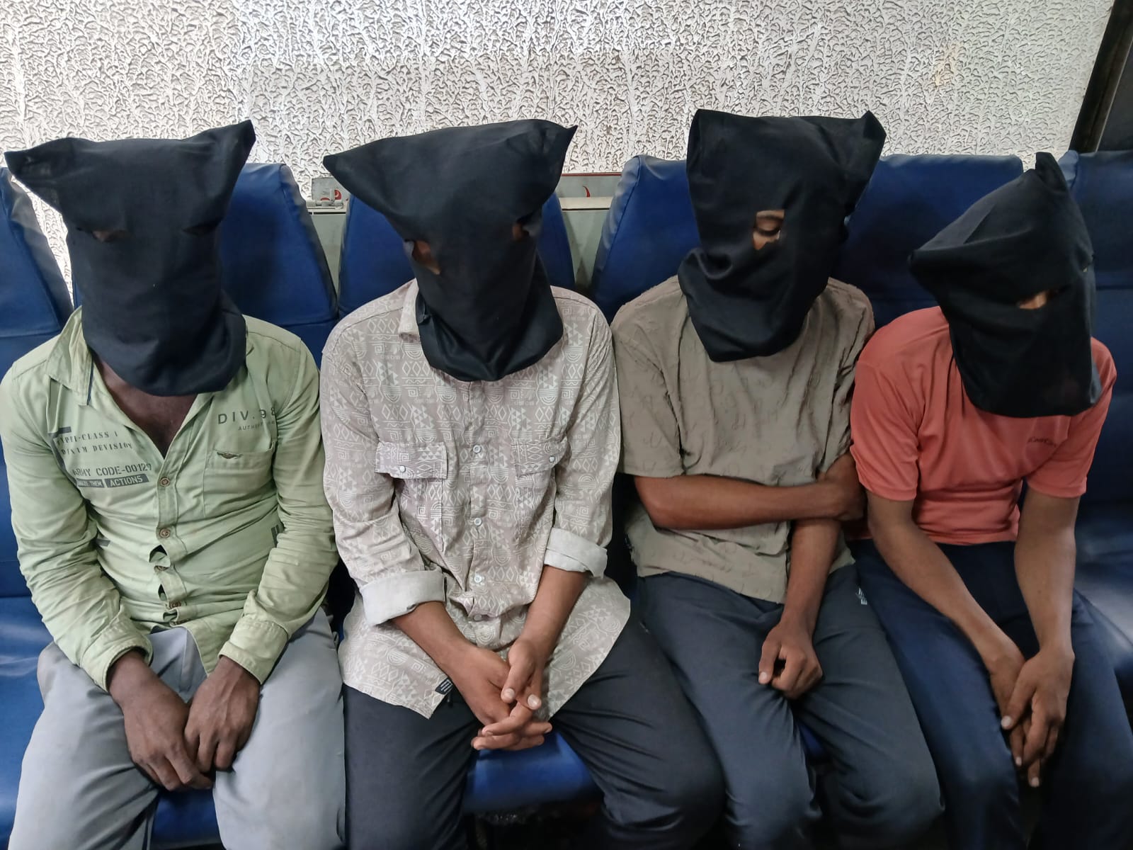 4 Members Of Chaddi Gang Arrested