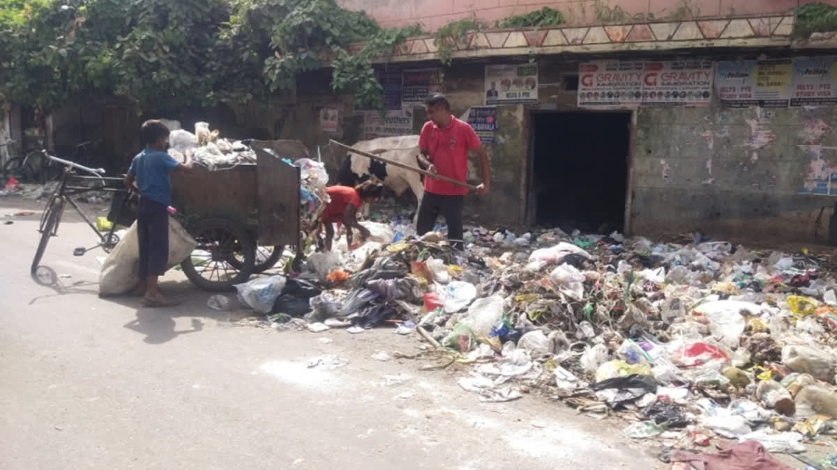 The strike of cleaners in Barnala ends