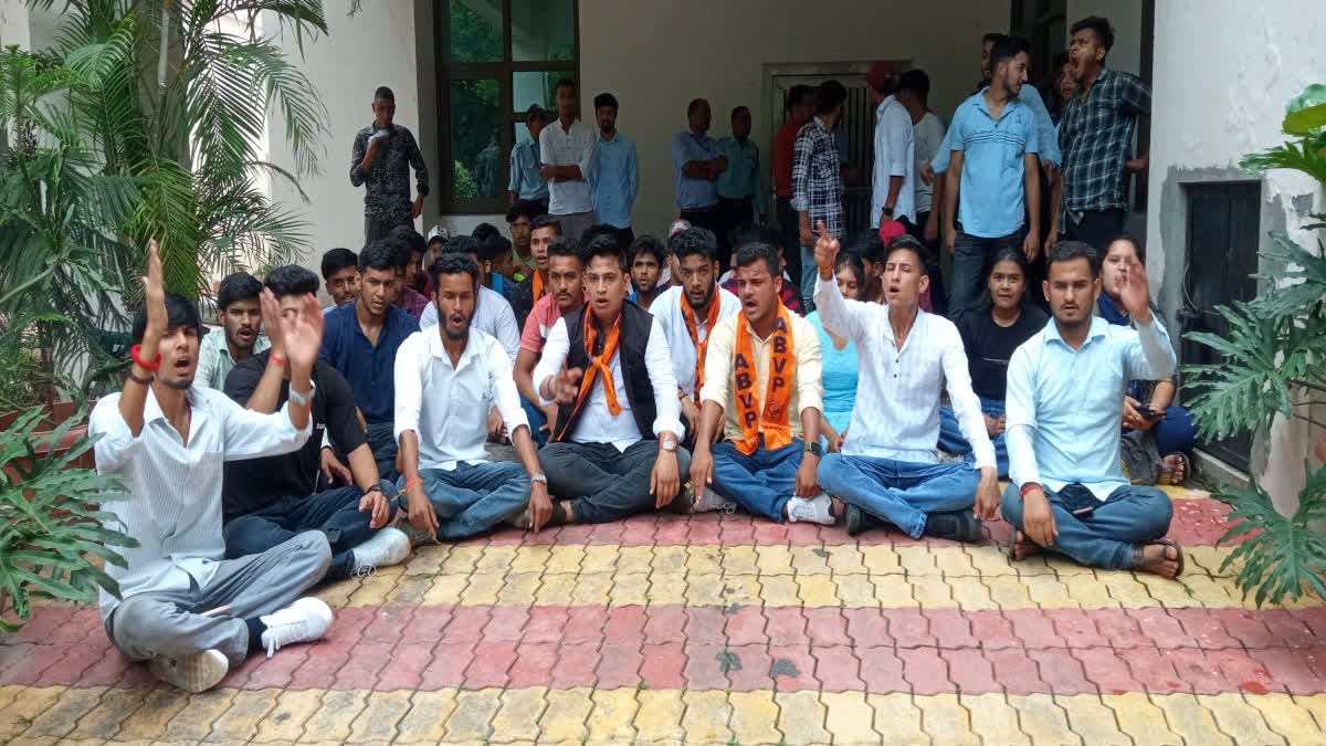 ABVP demonstration at Garhwal University office