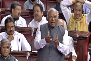 Pradhan Mantri ke aane se kya hone wala hai  kya parmatma hai woh Yeh koi bhagwan  Is PM Modi a god  Kharge amid Oppositions uproar over Manipur  ಪ್ರಧಾನಿ ಮೋದಿ ಏನು ಭಗವಂತನೇ  ಎಐಸಿಸಿ ಅಧ್ಯಕ್ಷ ಮಲ್ಲಿಕಾರ್ಜುನ್​ ಖರ್ಗೆ ಪ್ರಶ್ನೆ  ಸಂಸತ್ತಿನ 2023ರ ಮುಂಗಾರು ಅಧಿವೇಶನ  ಅವಿಶ್ವಾಸ ನಿರ್ಣಯದ ಮೇಲಿನ ಚರ್ಚೆ  ಸರ್ಕಾರದ ವಿರುದ್ಧ ಪ್ರತಿಪಕ್ಷಗಳು ಅವಿಶ್ವಾಸ ನಿರ್ಣಯ