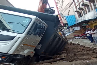 Damaged roads in hyderabad