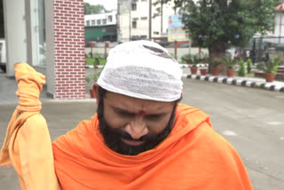 Fight with the monk of Uttarkashi