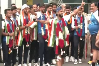 Indian Hockey team reach Delhi