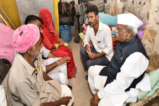 Governor meet villagers in Barmer