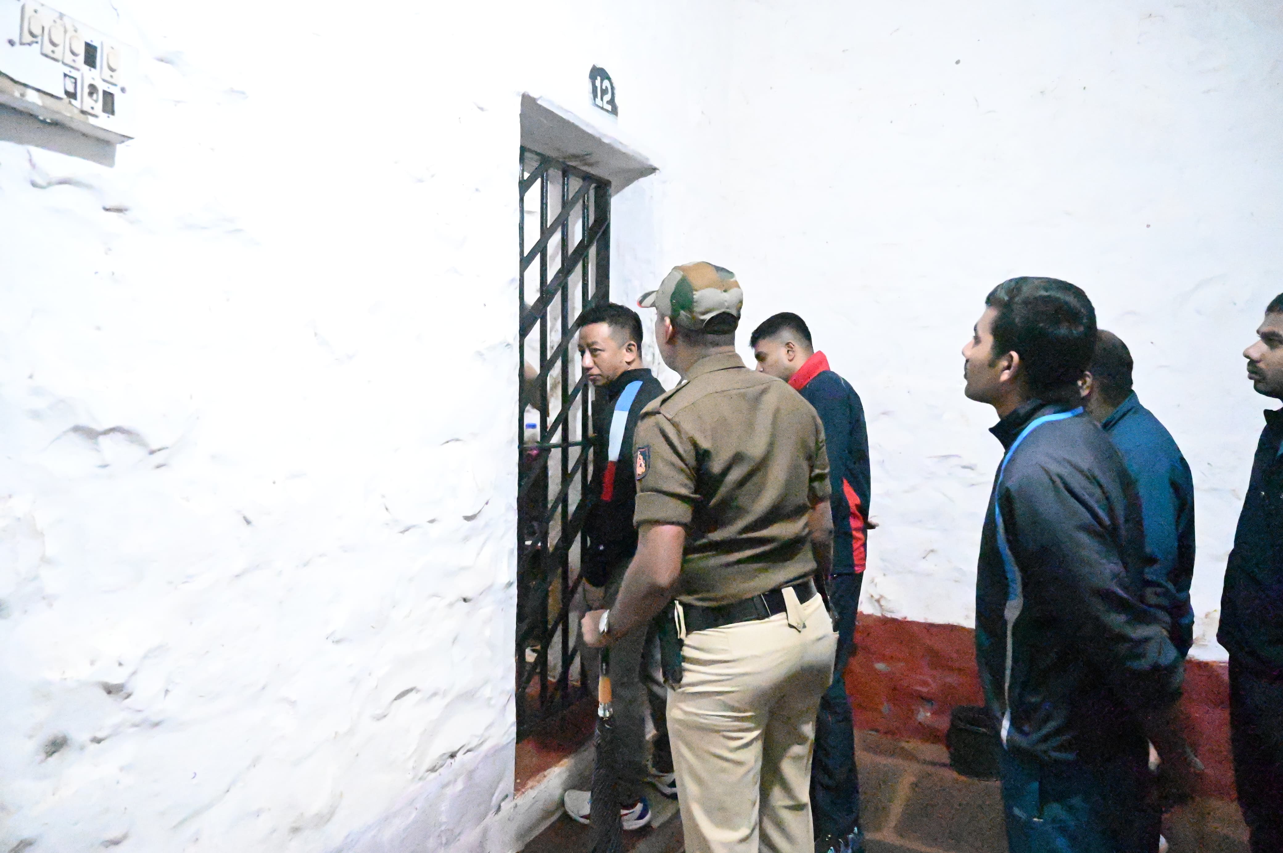 Belagavi Hindalaga jail  police raid  Police investigation continue  Belagavi