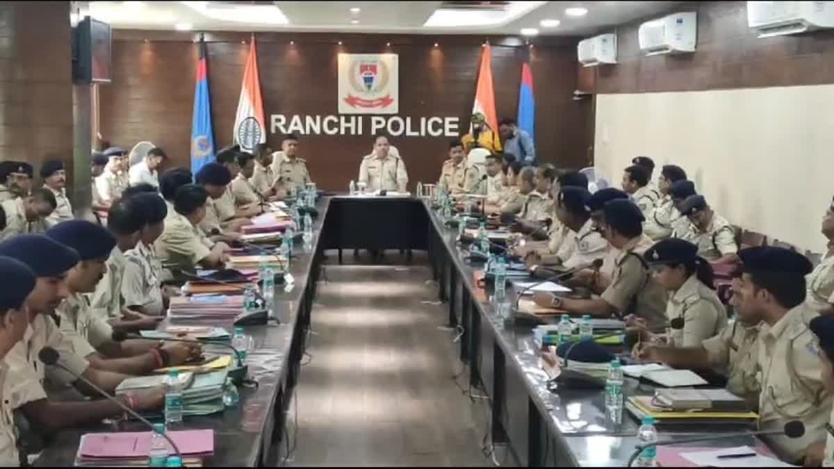 Ranchi SSP Held Crime Meeting With Police Officers